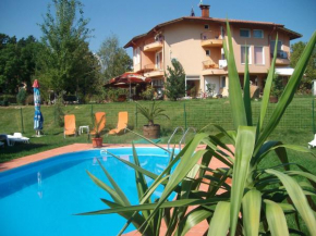 Sveti Georgi Family Hotel